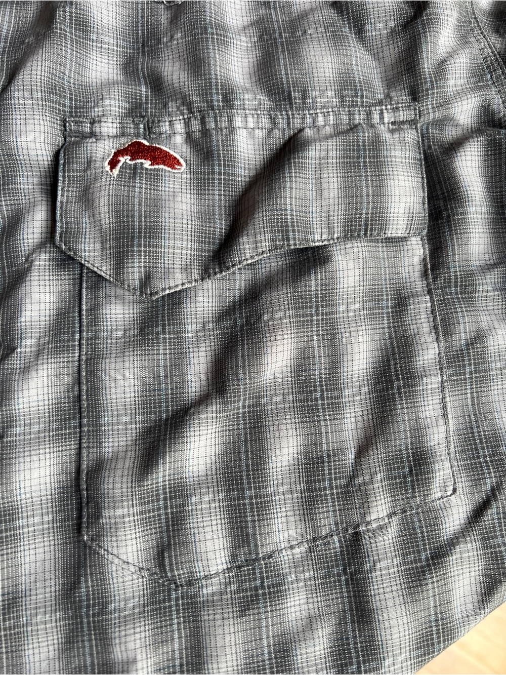 Simms Men's Big Sky Long Sleeve Gray Plaid Button-Down Shirt size large - Picture 6 of 9
